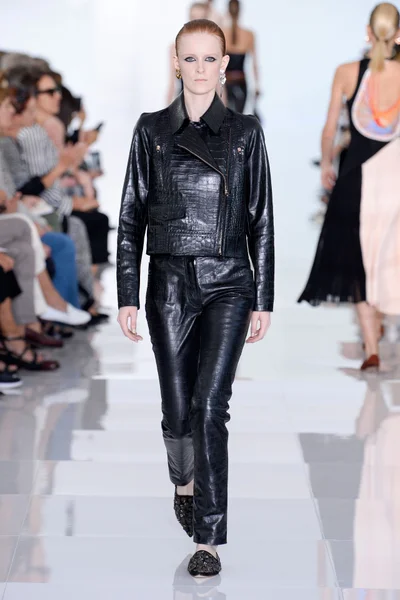 Look 36
